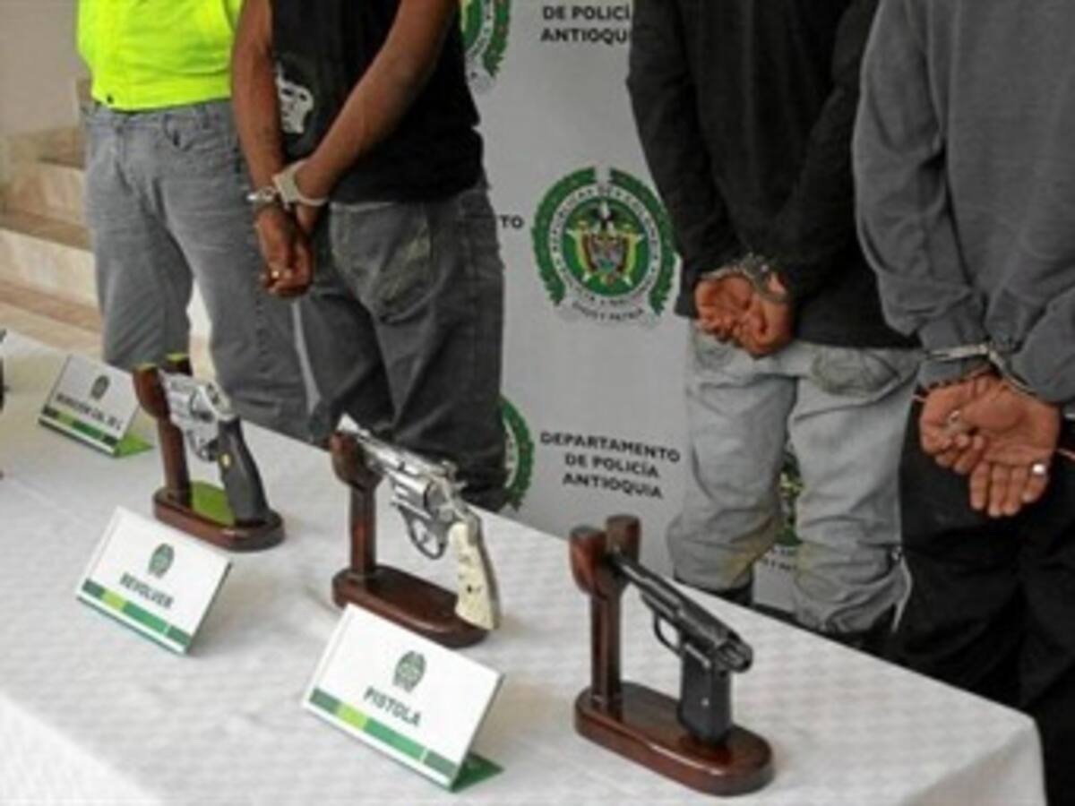 El CTI capturó a tres personas señaladas de liderar un plan pistola en Huila y en Caquetá