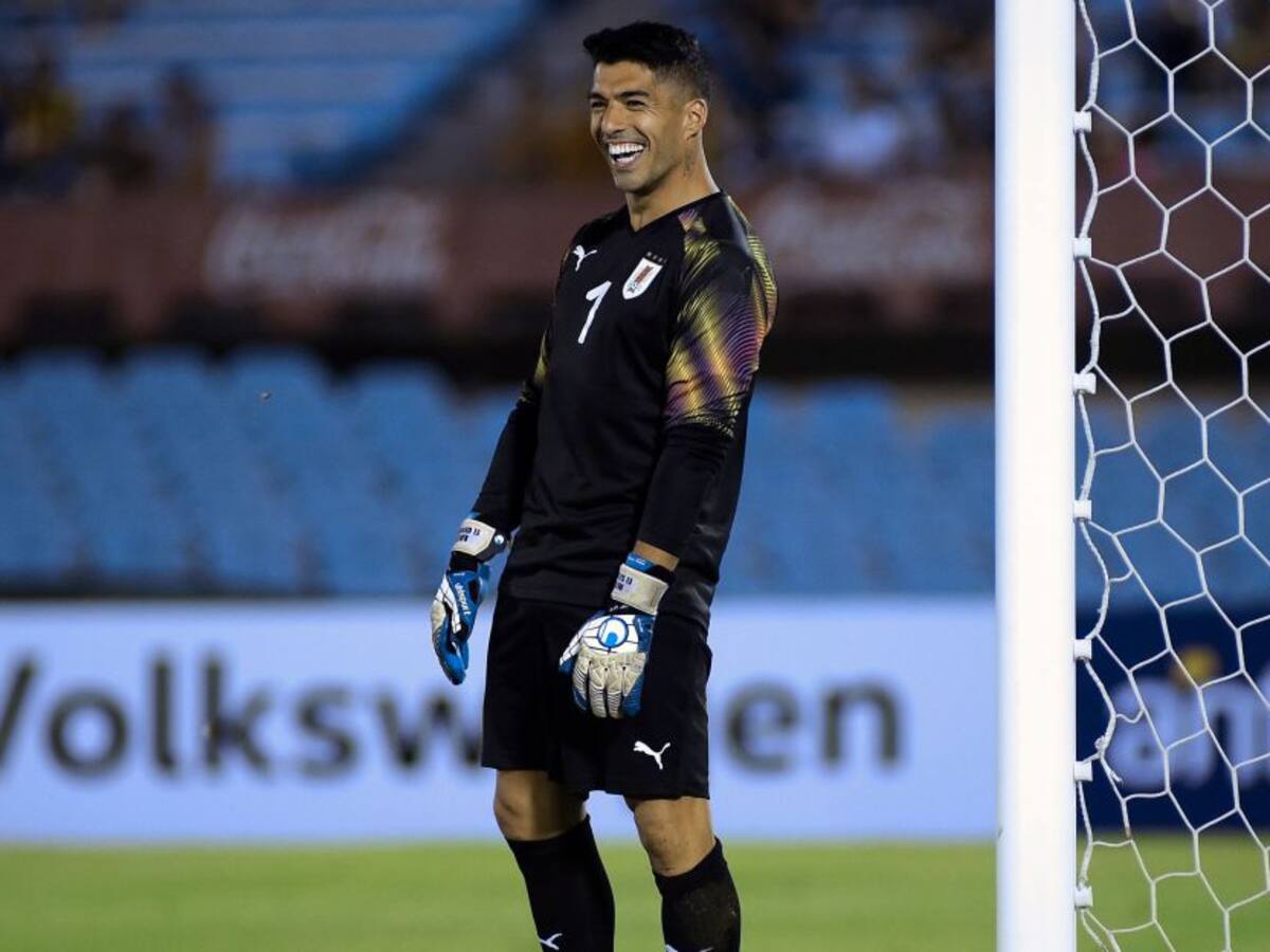 Neymar elige su equipo de fútbol 5 con Luis Suárez como portero