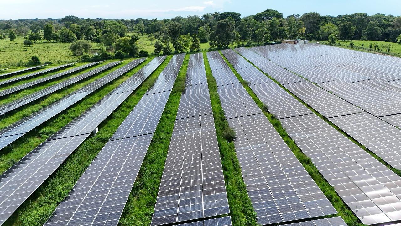 Nuevo parque solar en Norte de Santander generará energía para más de 32 mil personas // Caracol Radio