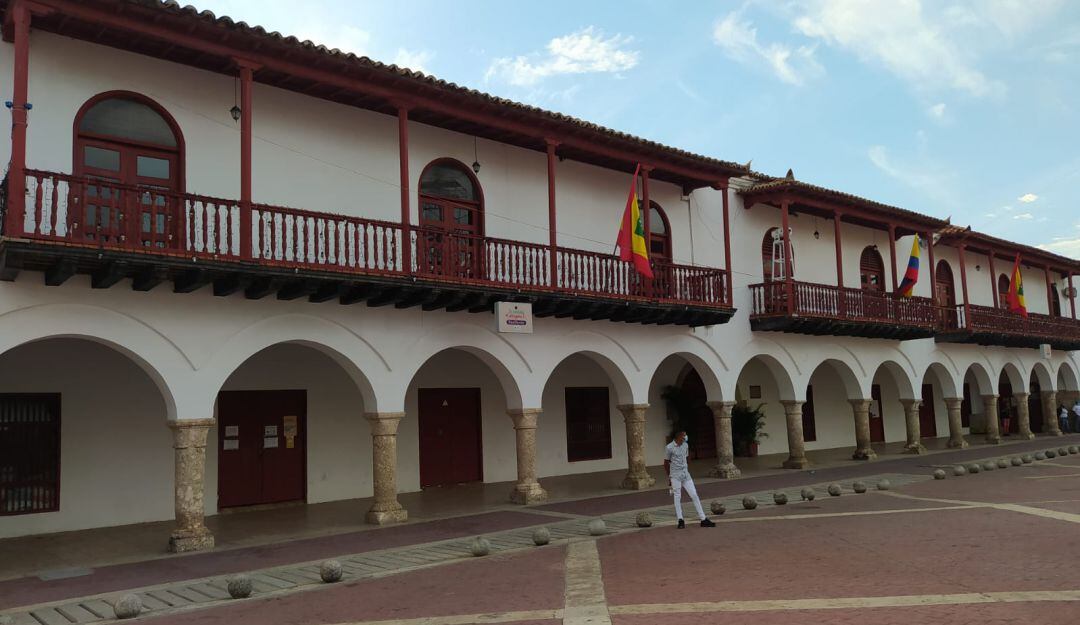 El alcalde William Dau, le confirmó a Caracol Radio que se realizó la prueba y salió negativo.