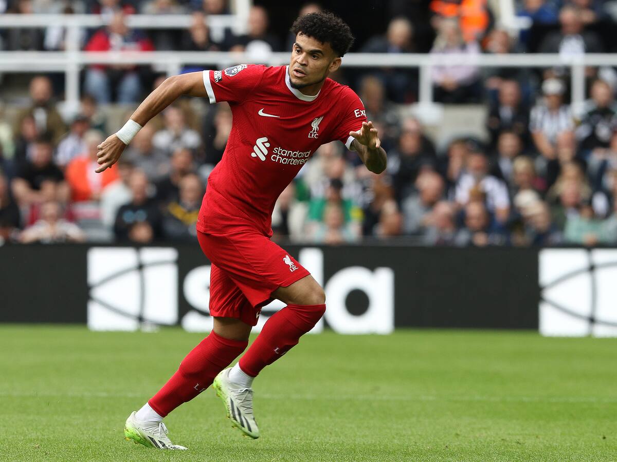 Luis Díaz, con dos goles, compite por la mejor anotación del mes en el Liverpool