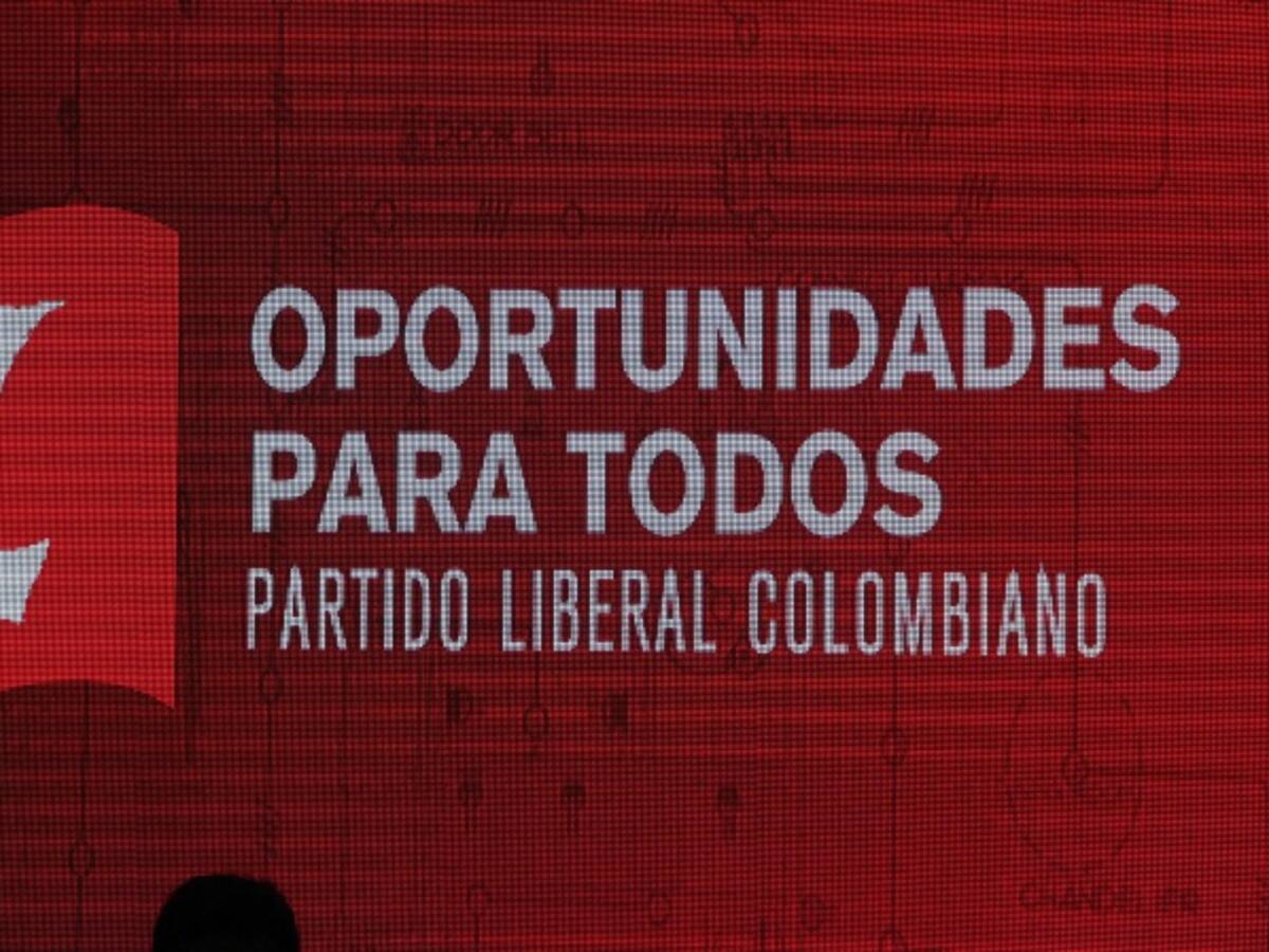 Liberales proponen que menores entre 14 y 18 años puedan votar el plebiscito por la paz