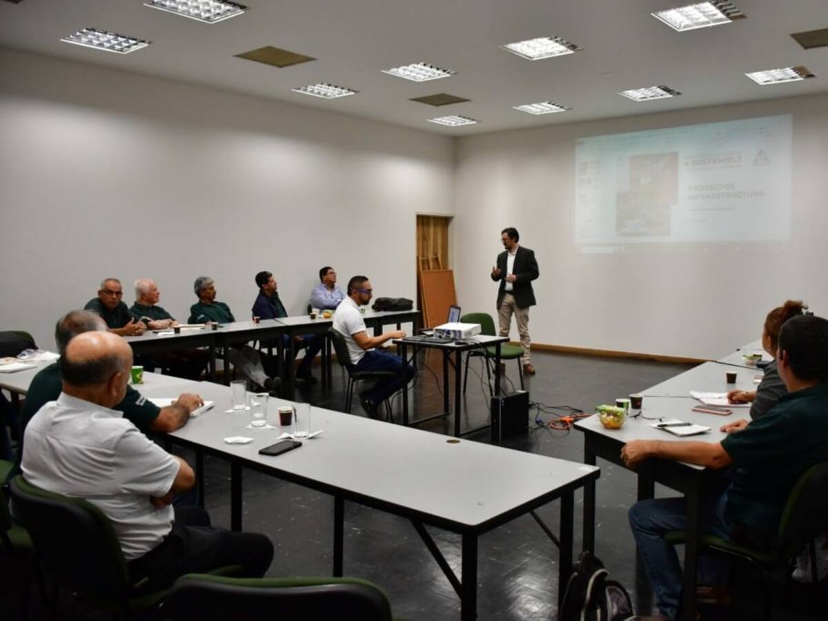 Acuerdan millonaria adición para convenio de infraestructura vial en Caldas