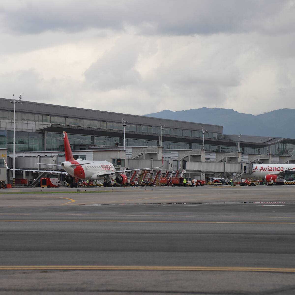 Gobierno presentaría medidas para regular tarifas de tiquetes aéreos en emergencias viales