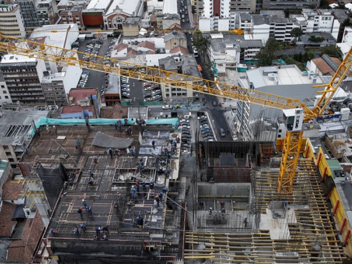 Empresa que construye el proyecto BD Bacatá a reorganización empresarial