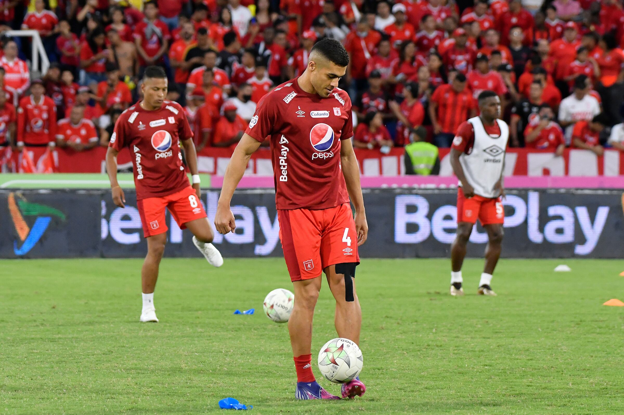 Carlos Sierra en su paso por América de Cali. Photo: VizzorImage / Gabriel Aponte / Staff