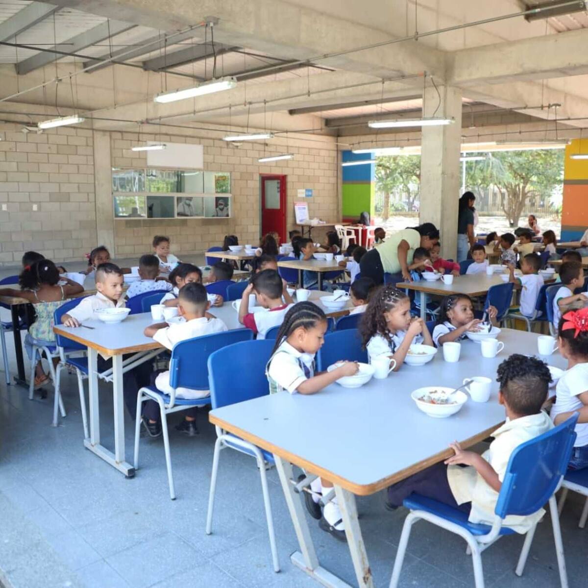 74.000 niños se encuentran sin atención del Programa de Alimentación Escolar