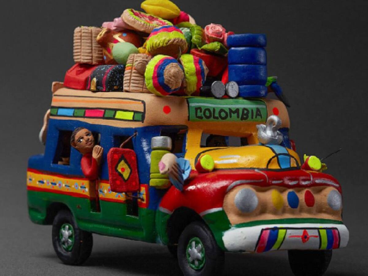 Dos artesanas representan a Colombia en la VI Folkloriada Mundial en Rusia