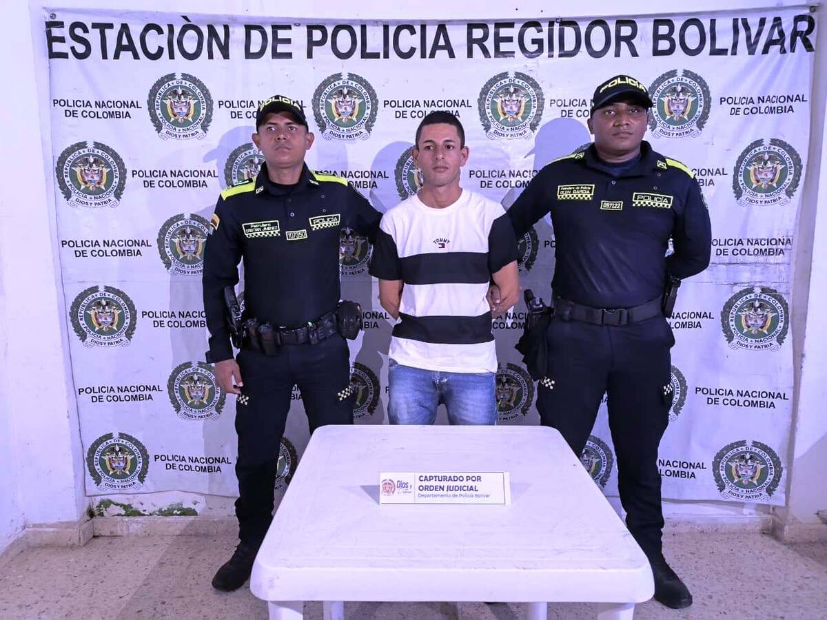 Capturan a joven de 25 años en Regidor por orden judicial por narcotráfico y una condena de 8 años