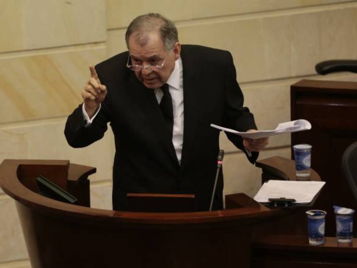 A las Farc les podría pasar lo mismo que al M-19 en 20 años: procurador