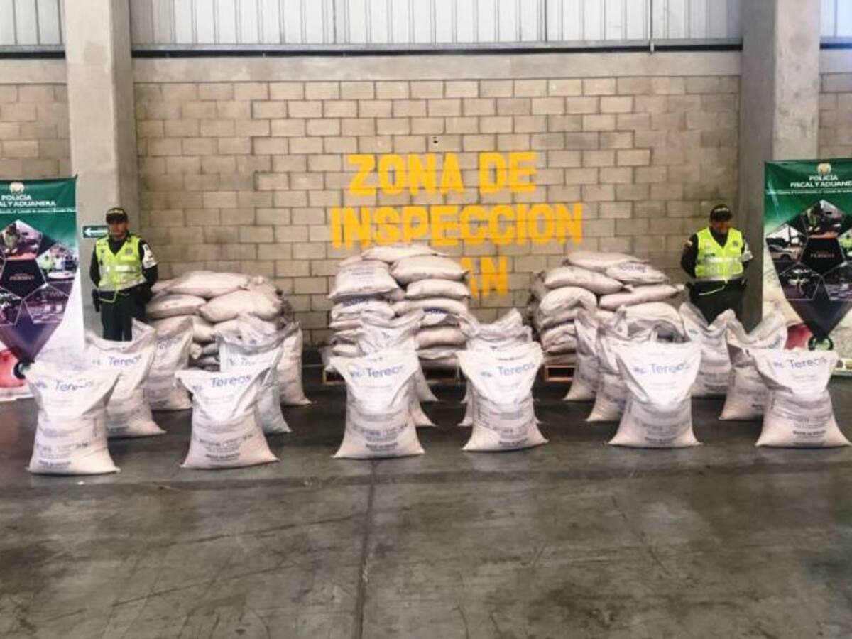 Cinco toneladas de azúcar de contrabando aprehendidas en Cartagena