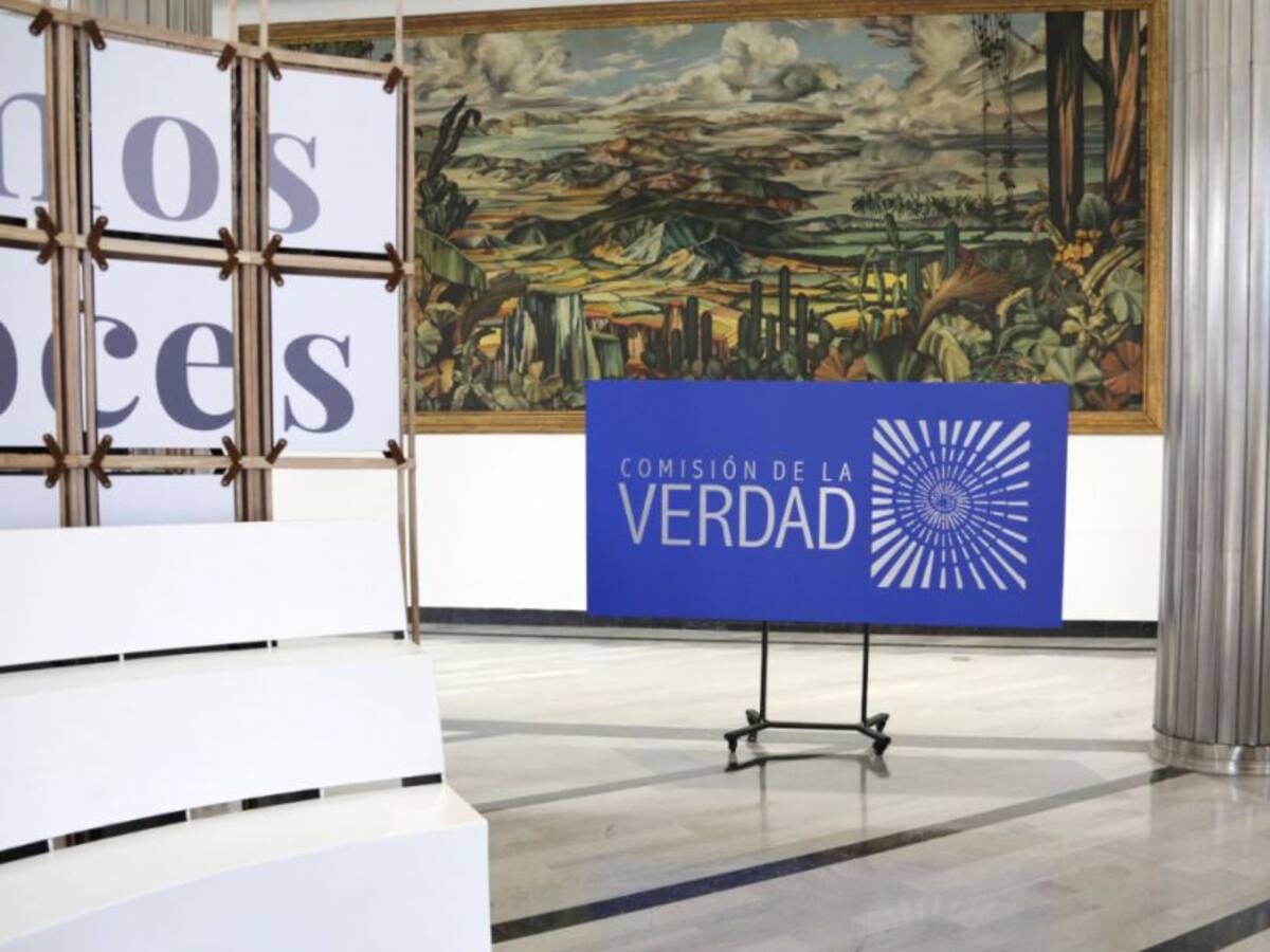 Comisión de Verdad le pide al Gobierno dialogar con grupos armados ilegales