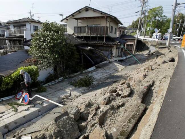 Más de 30 muertos y miles de heridos dejan dos fuertes terremotos en Japón