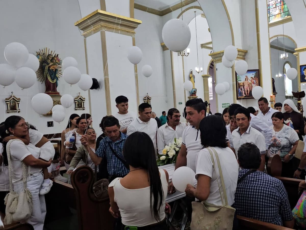 Así fue el último adiós en Santander de Kevin Acosta, menor que murió por no recibir un medicamento