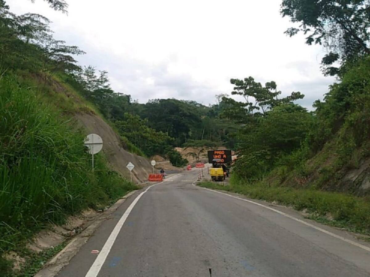 Habrá cierres nocturnos en la vía a Barrancabermeja