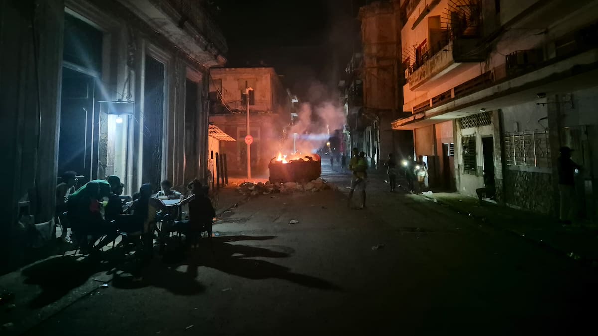 Cuba estima un apagón récord para este martes en pleno asedio petrolero de Estados Unidos