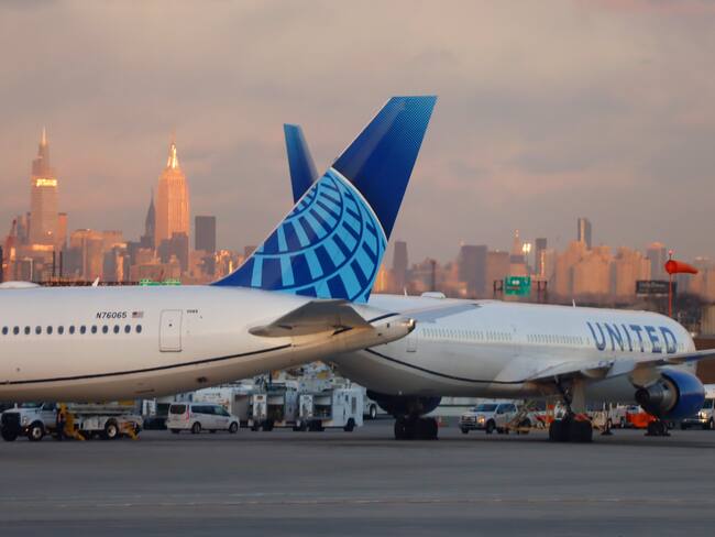 Aerolínea United permitirá a menores de 12 años viajar sin pagar tarifa aérea en EE.UU.