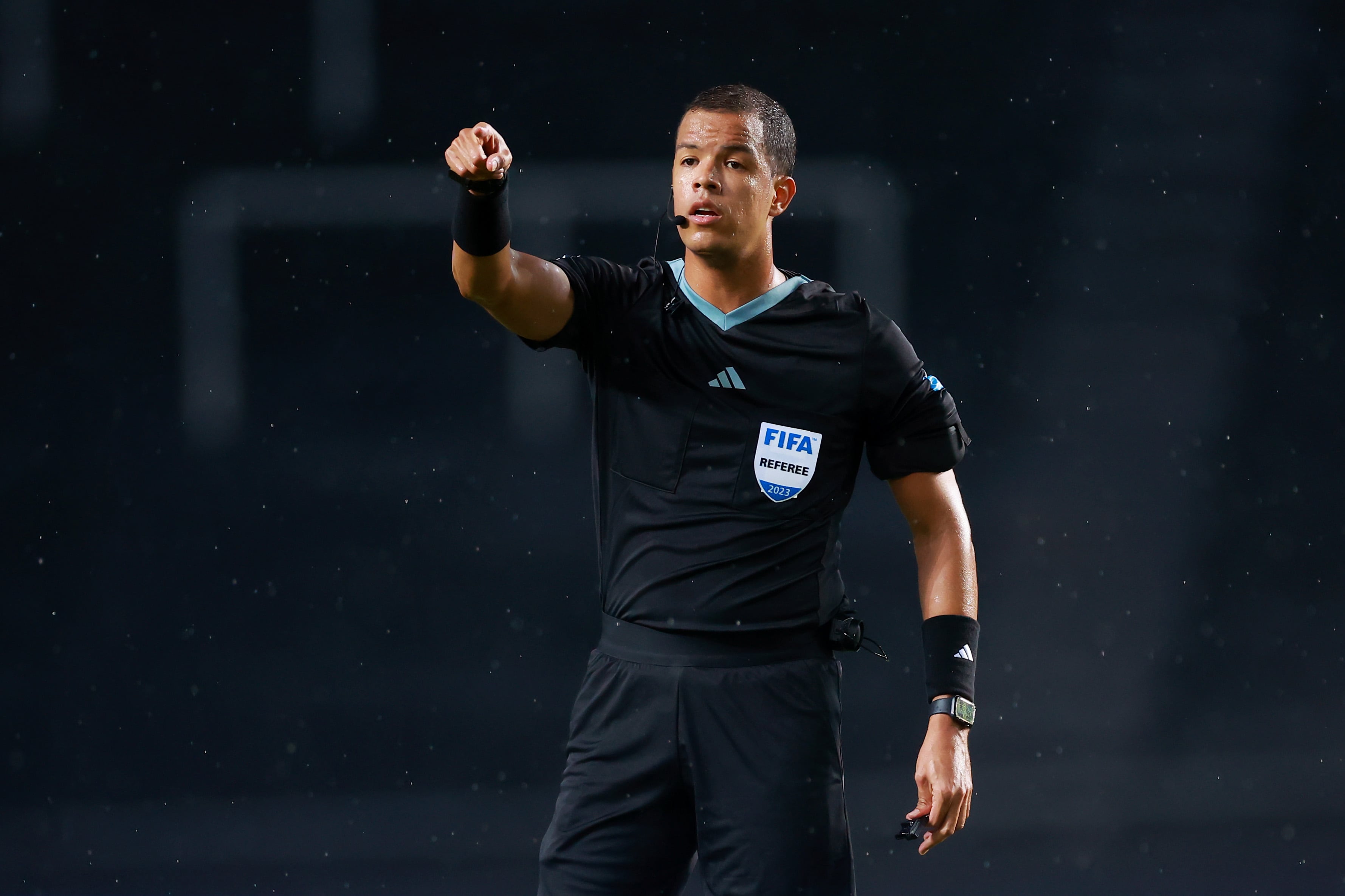 LA PLATA, ARGENTINA - MAY 25: Referee Jhon Alexander Ospina gestures during the FIFA U-20 World Cup Argentina 2023 Group E match between Iraq and Tunisia at Estadio La Plata on May 25, 2023 in La Plata, Argentina. (Photo by Hector Vivas - FIFA/FIFA via Getty Images)