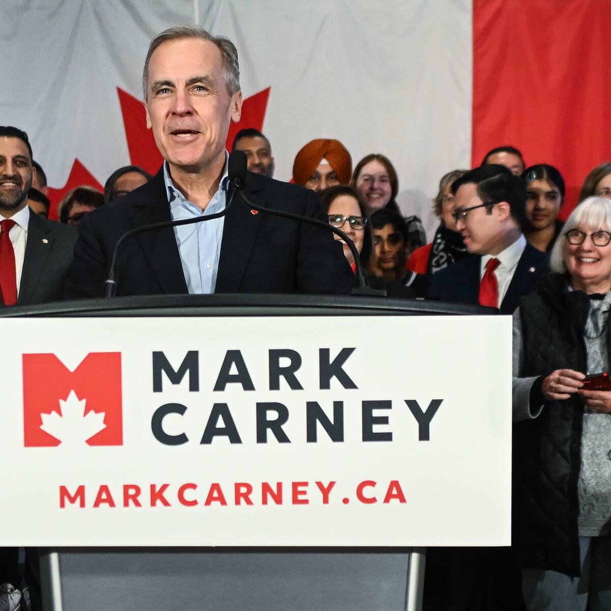 Oficialismo de Canadá elige a Mark Carney como próximo primer ministro