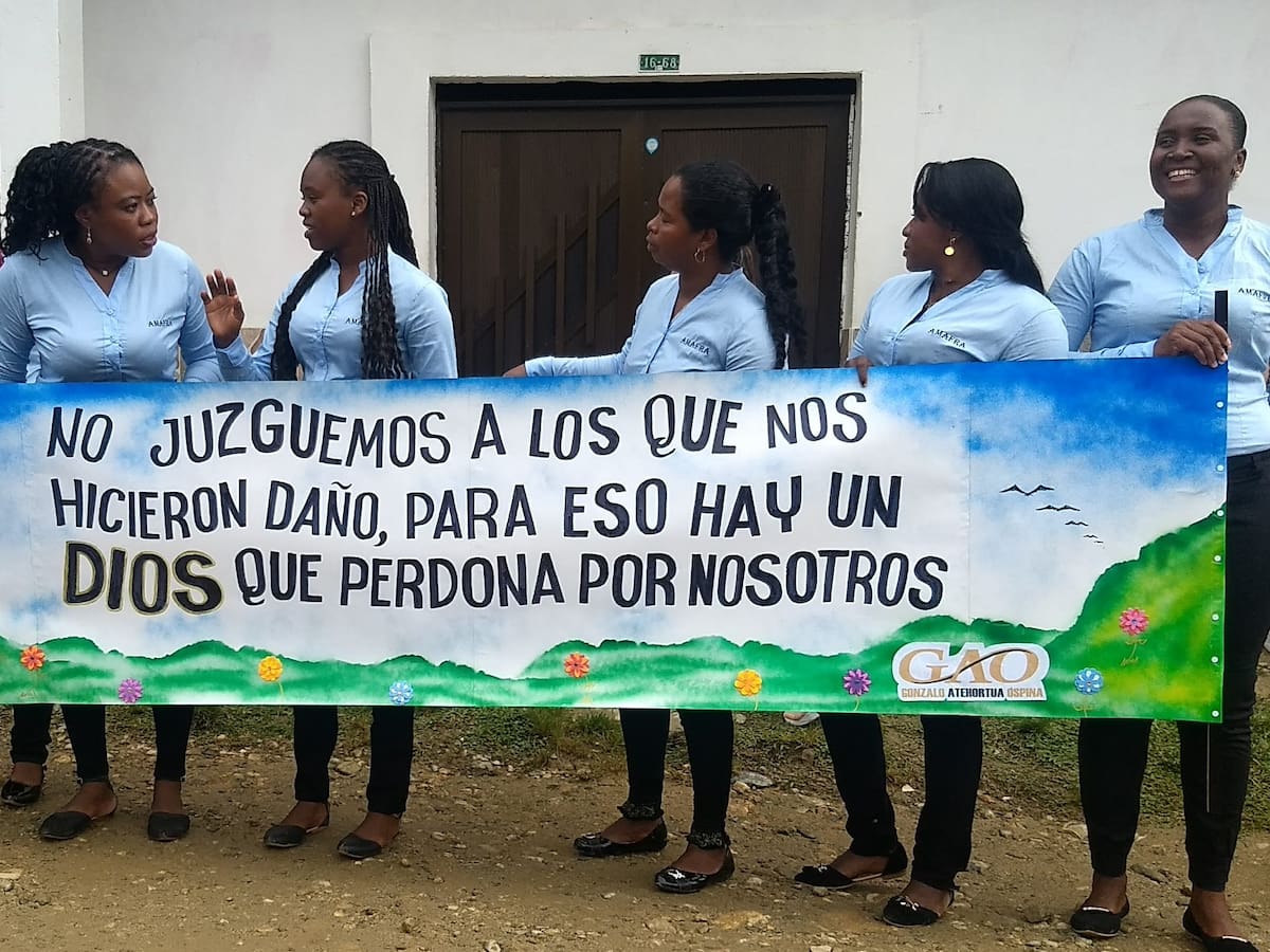 Unidad de Tierras inicia proceso de restitución de diez predios en Machuca de Segovia