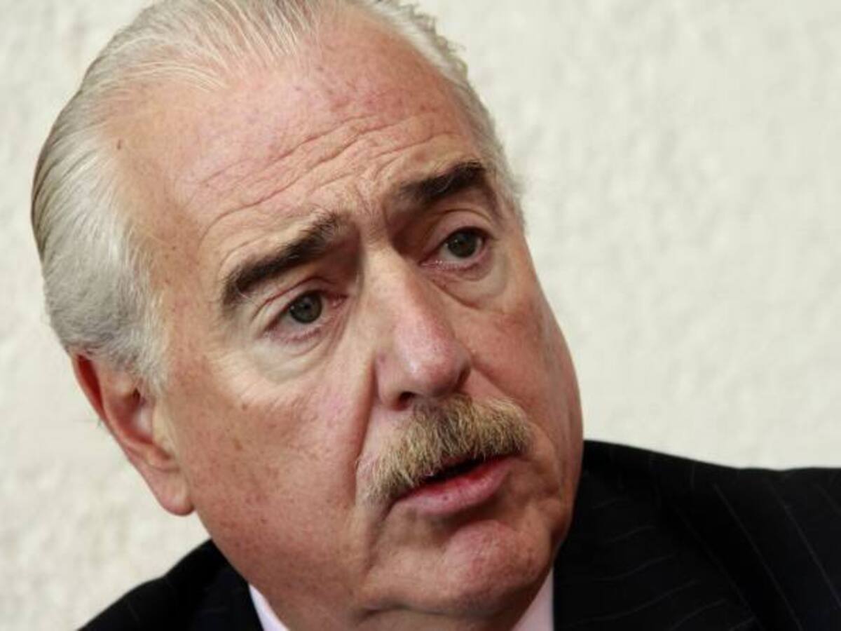 Expresidente Pastrana pide claridad en dejación de armas de las Farc