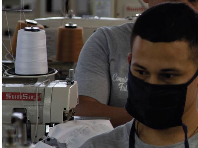 Grupo Éxito avanzan en la confección de 20 millones de tapabocas