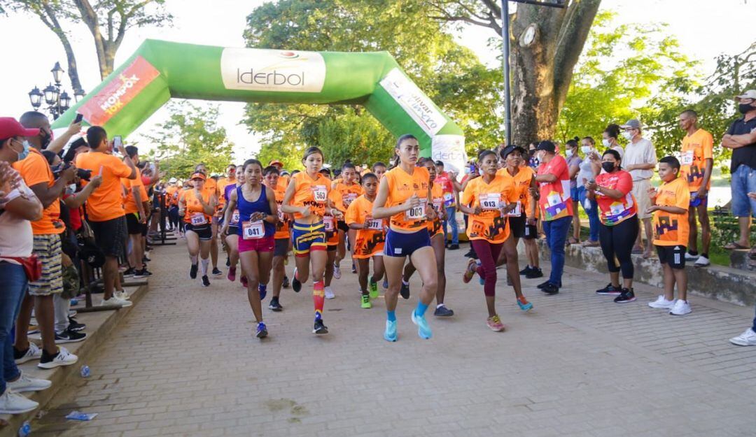 El favorito, Iván González, atleta olímpico del equipo Porvenir-Bogota, se quedó con el primer lugar en la categoría Élite masculino.