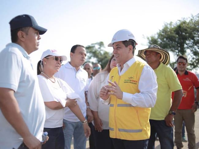 Gobernador de Bolívar y Alcaldesa (e) de Cartagena inspeccionan obras