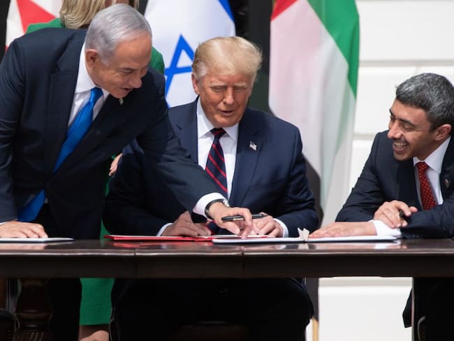 Israel, Baréin y Emiratos Árabes Unidos firman la paz