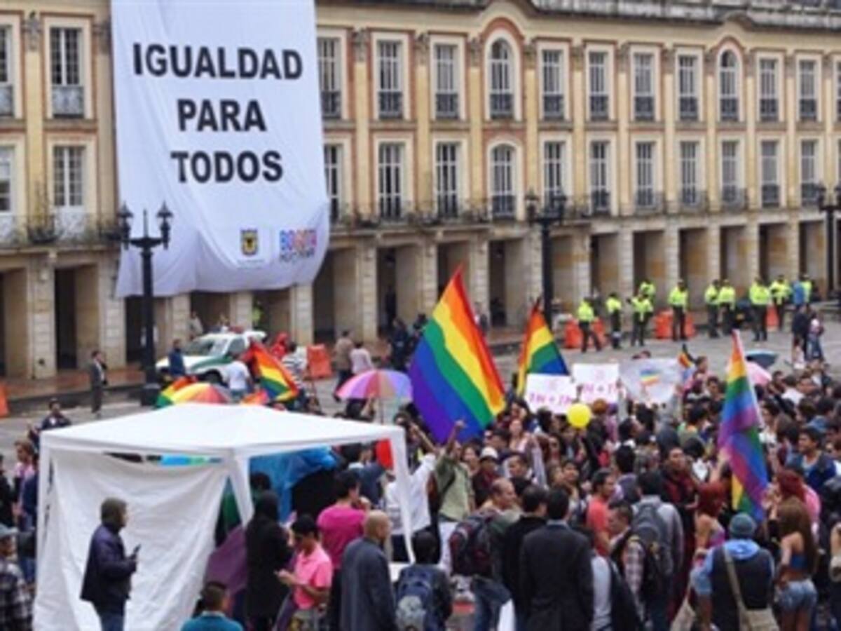 Procurador celebra fallo que anuló primer matrimonio homosexual