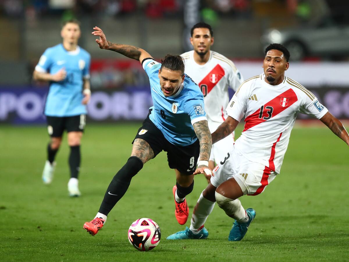 Perú revive con una victoria agónica ante Uruguay por la novena fecha de Eliminatorias