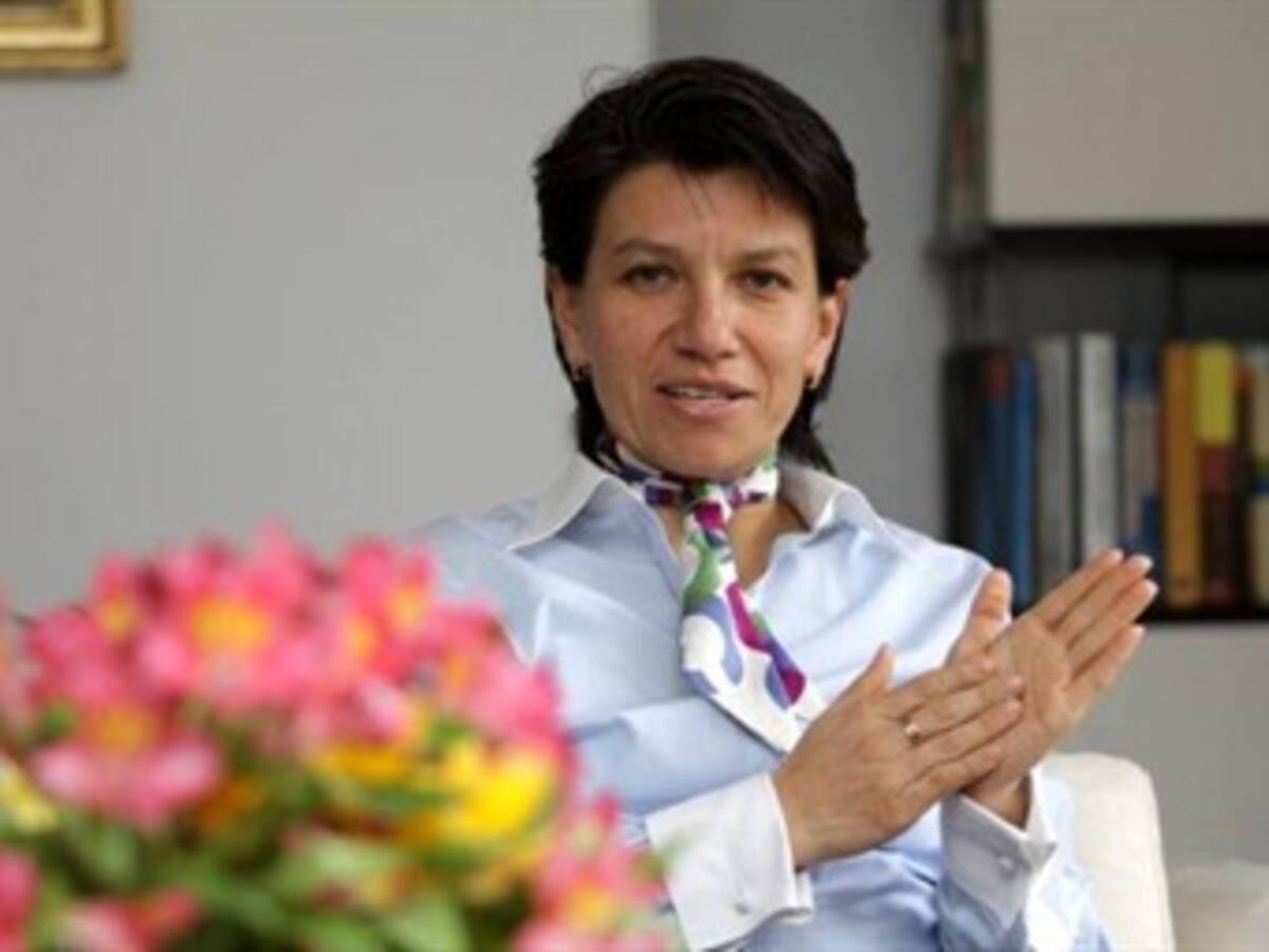 Me informaron de un "riesgo extremo de que me asesinen": Claudia López