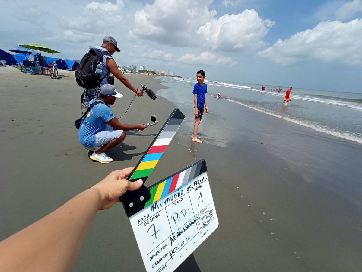 ´Mi mundo es azul´, el cortometraje de una madre que expone el autismo