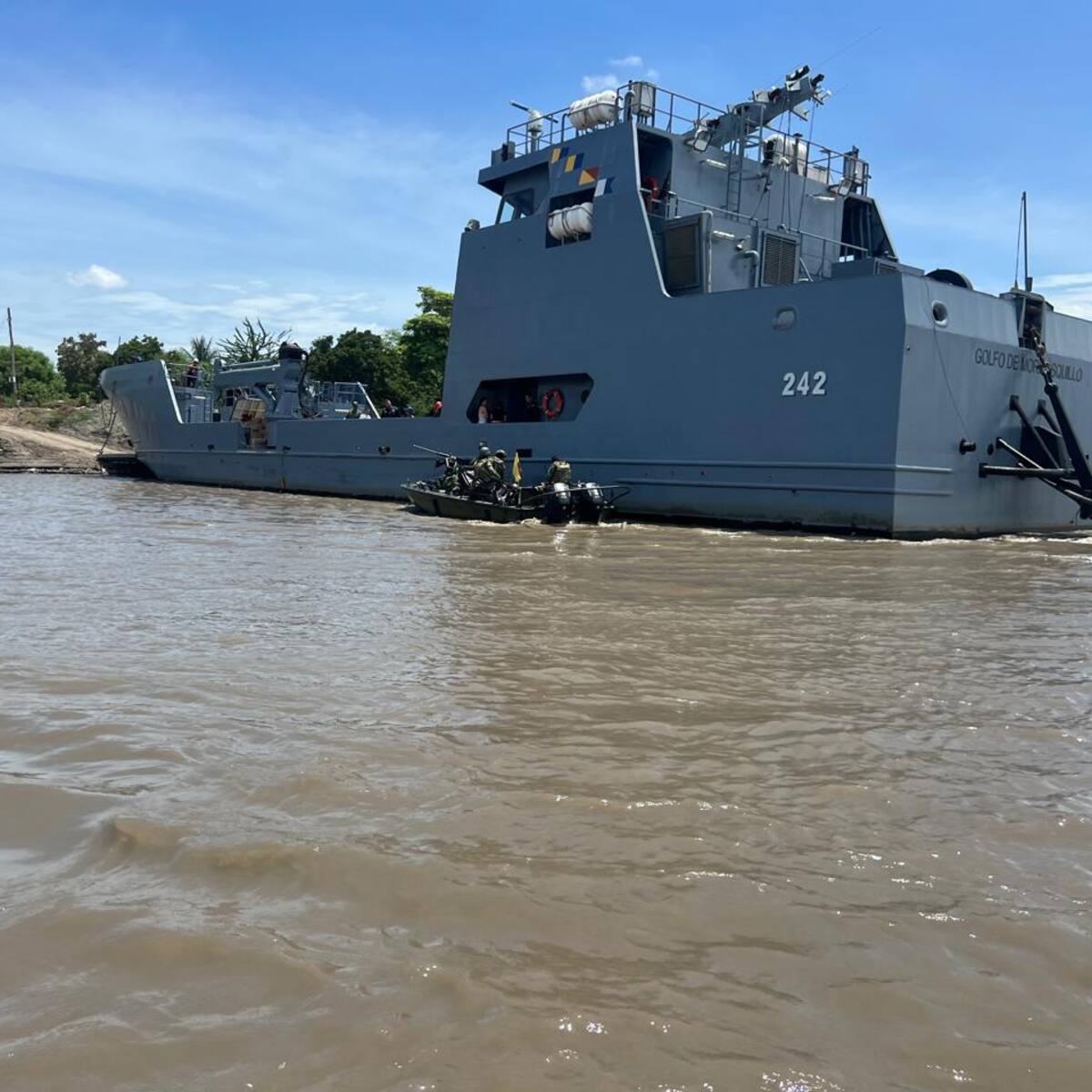 Campaña “Navegando al Corazón del Magdalena 2026” de la Armada recorrió poblaciones de Bolívar