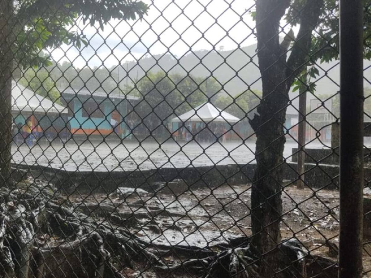 En Anorí un colegio es un peligro para los estudiantes: comunidad