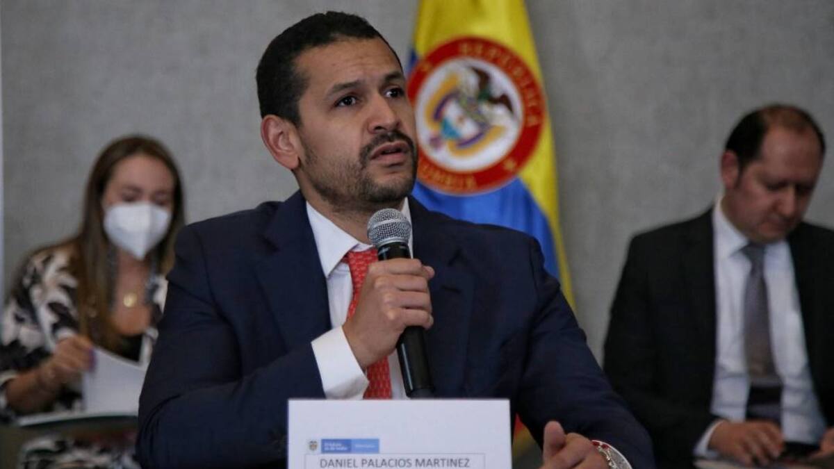 Que sea el voto de los colombianos el que determine el próximo presidente: Palacios
