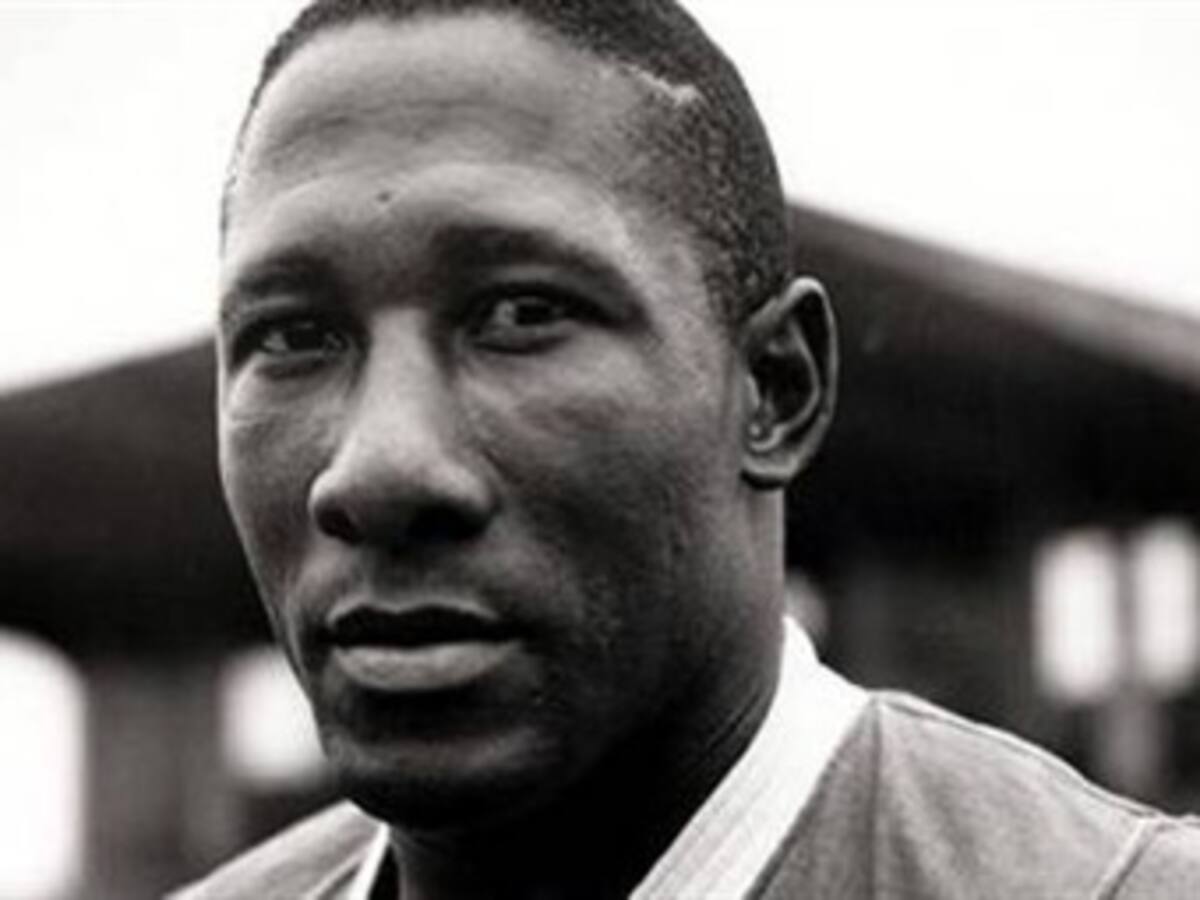 Djalma Santos: Retrato de un inventor, por Waldemar Iglesias