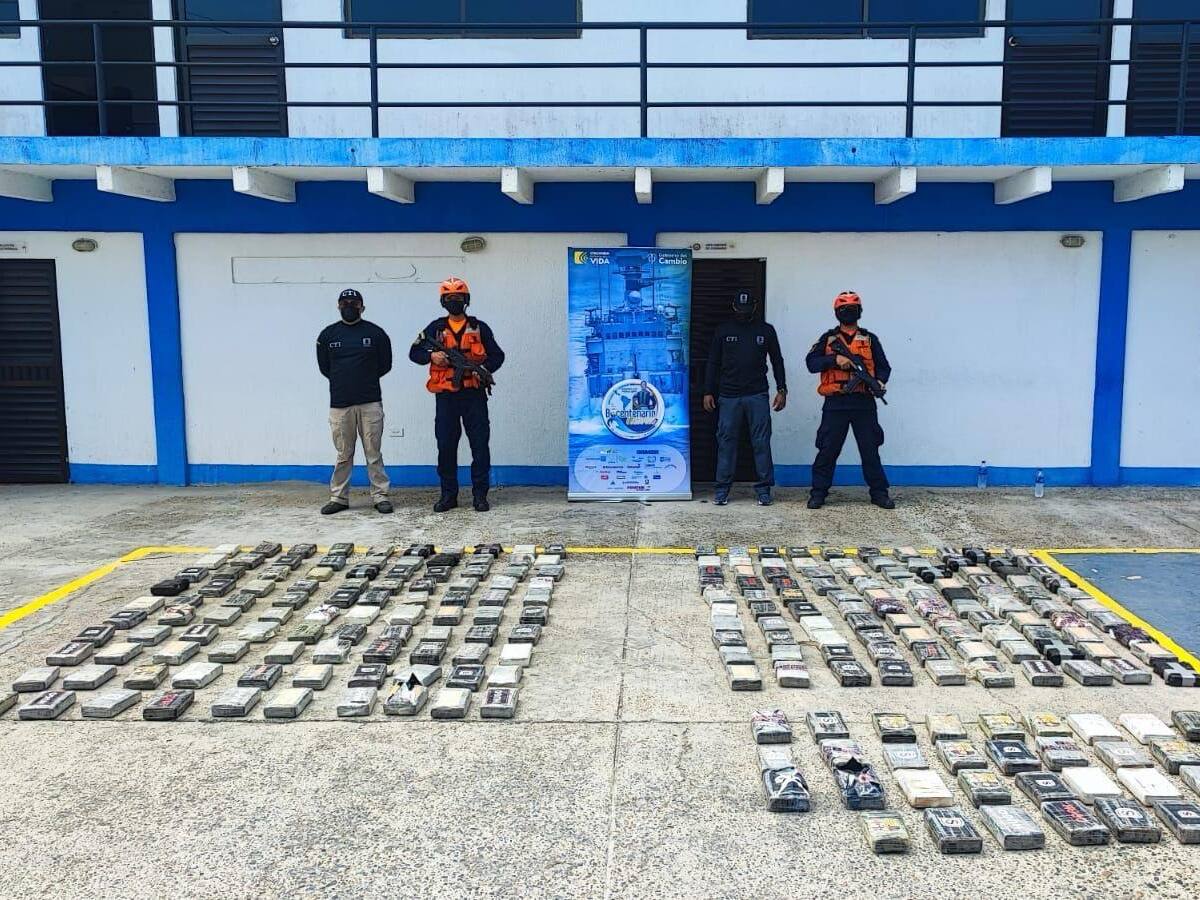 En Cartagena incautaron 232 kilos de cocaína a bordo de un buque