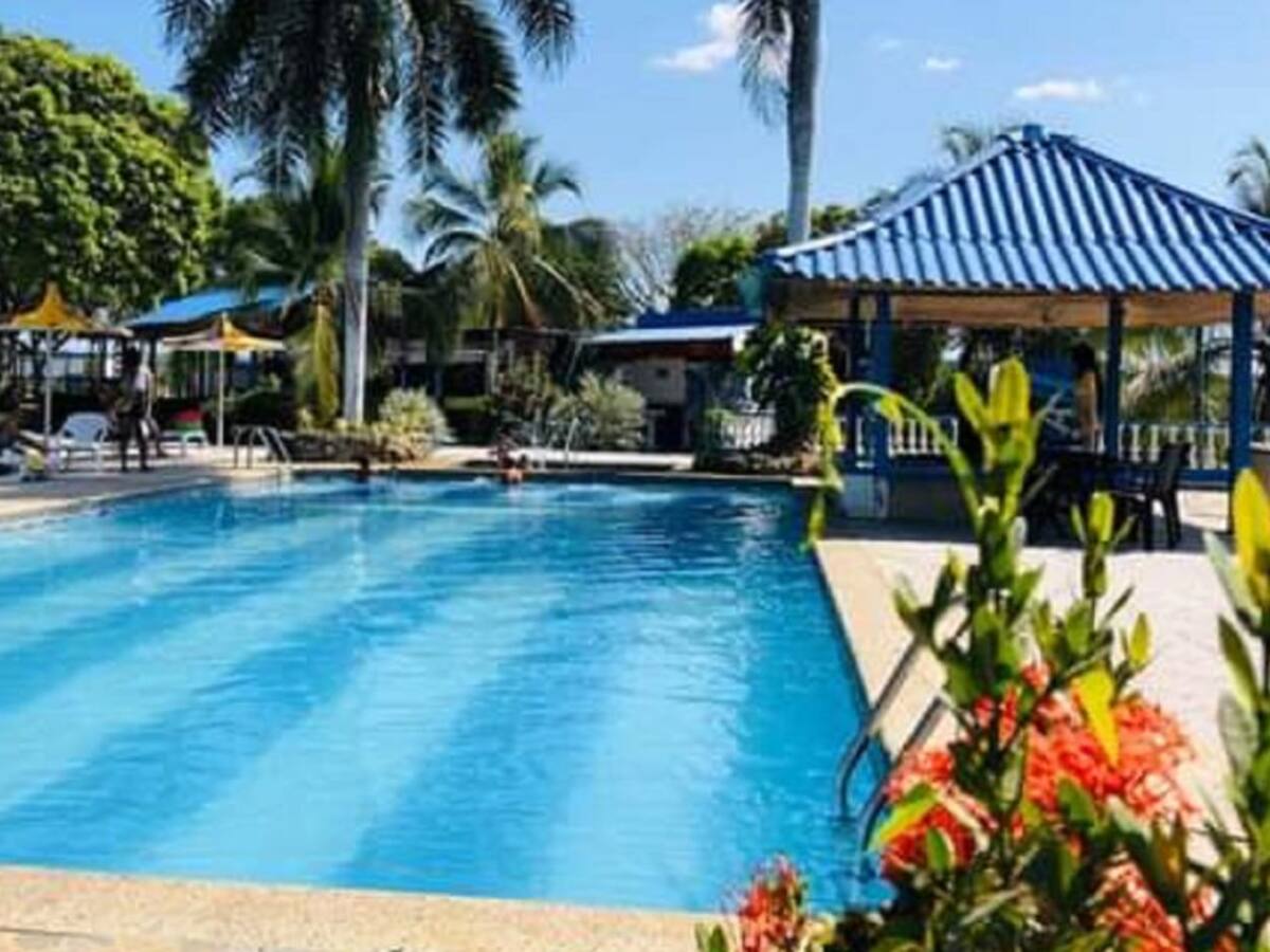 Niña de 5 años muere ahogada en piscina de centro recreacional en Bolívar