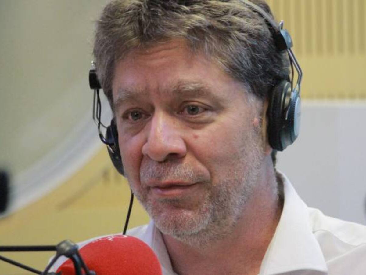 Pecado, gastarnos plata del petróleo cuando estaba a 100 dólares: MacMaster