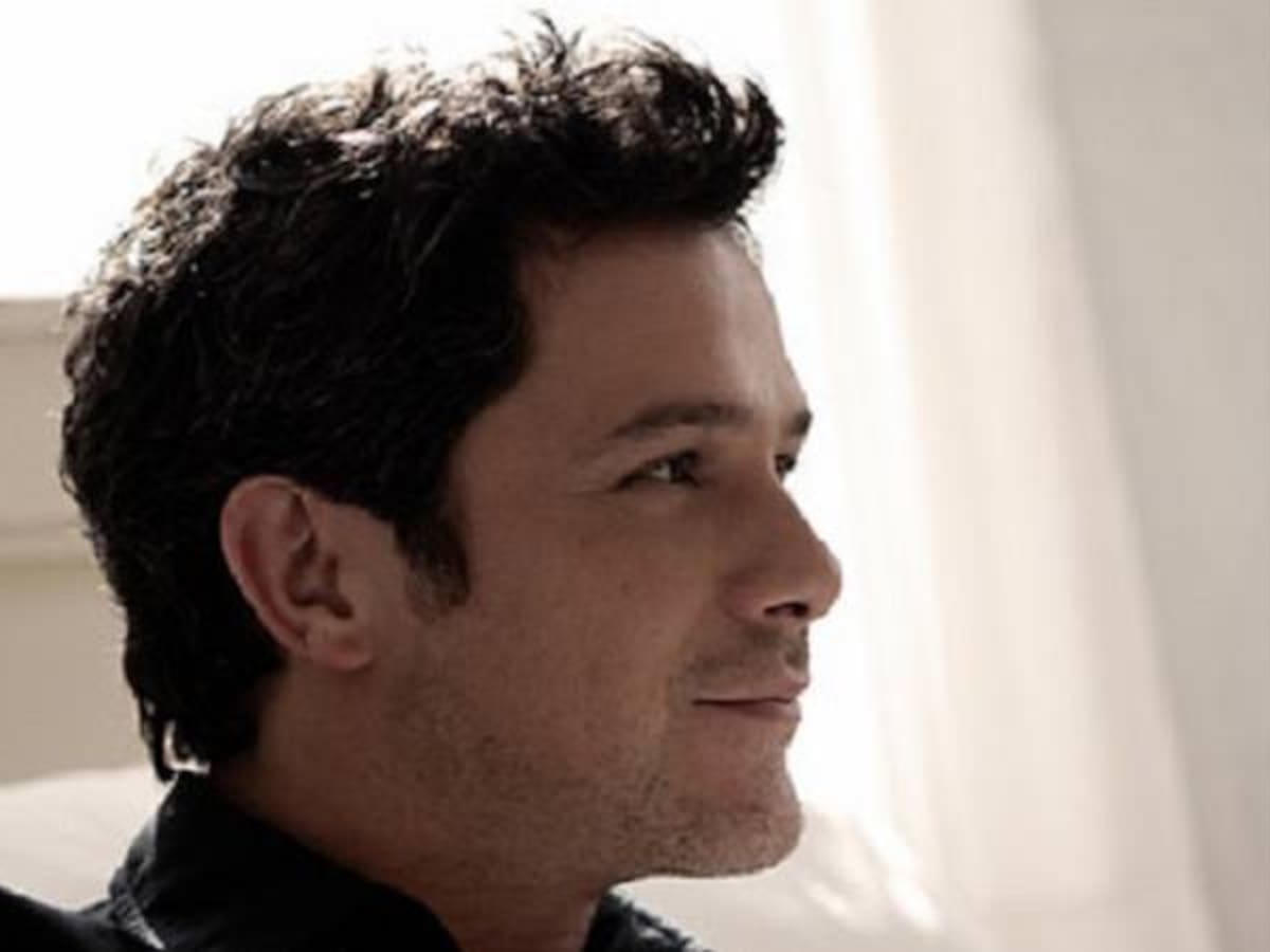 "La persona que presencia el maltrato y no hace nada también es un canalla" : Alejandro Sanz