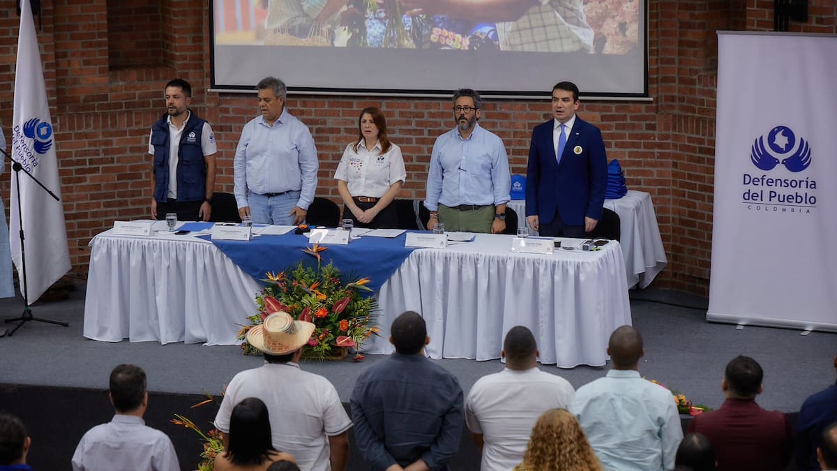 Así puede conseguir su primer empleo como abogado con la Defensoría del Pueblo: Requisitos y más