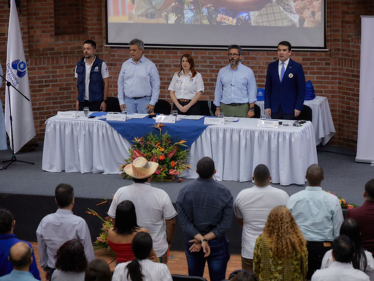 Así puede conseguir su primer empleo como abogado con la Defensoría del Pueblo: Requisitos y más