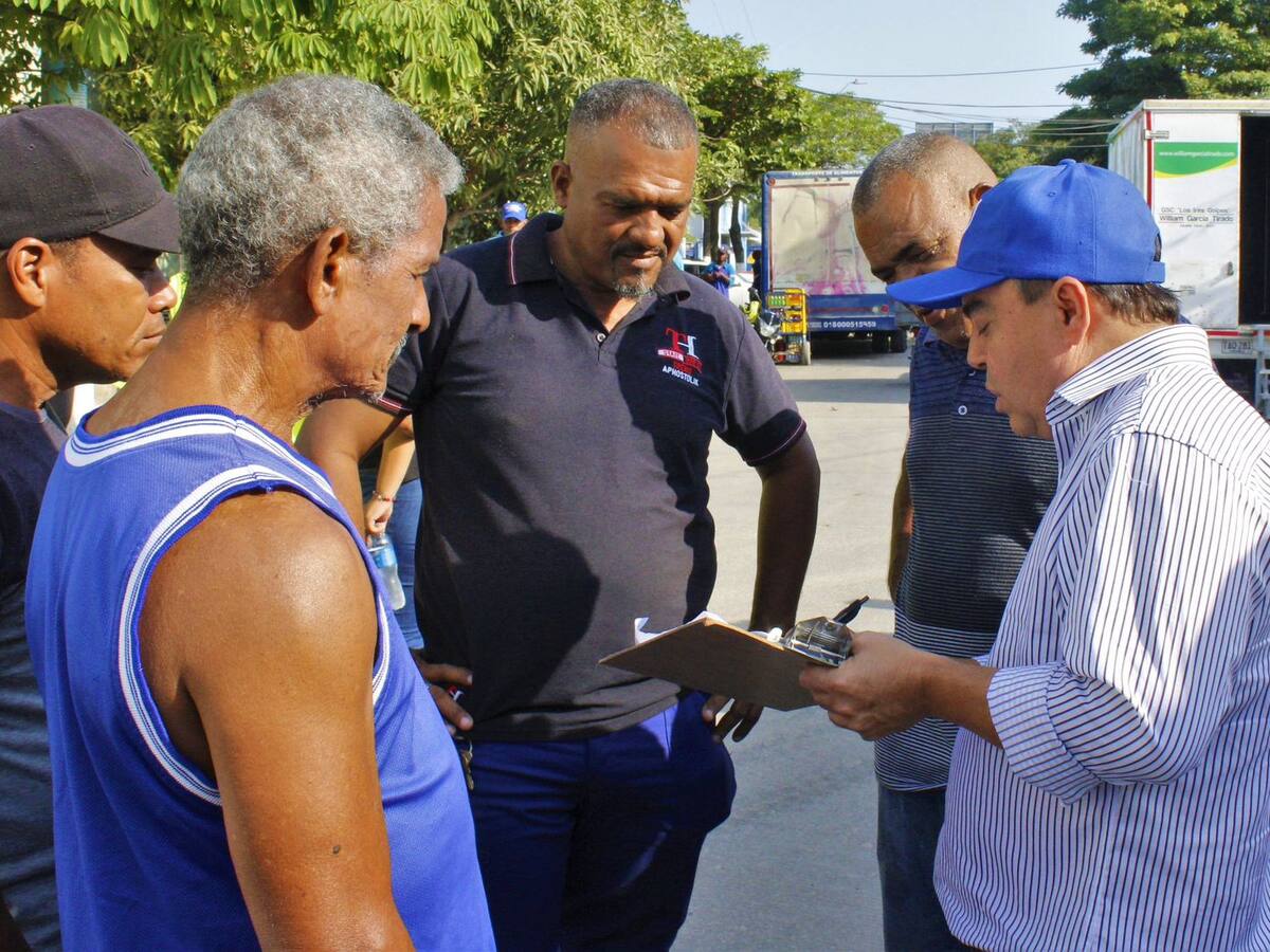 William García continúa recolección de firmas para buscar la Alcaldía de Cartagena