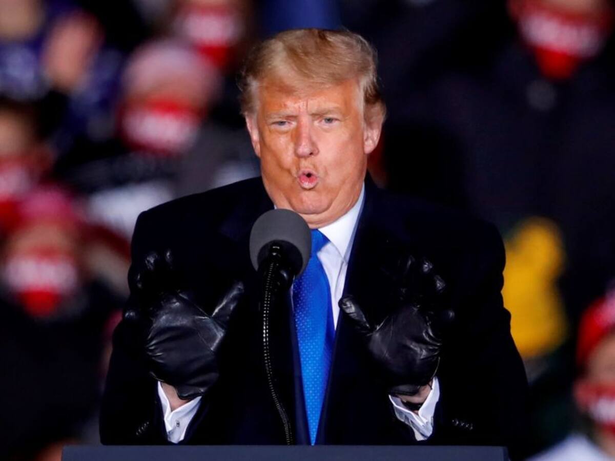 Sistema de Colegio Electoral favorece levemente a Trump, según estudio