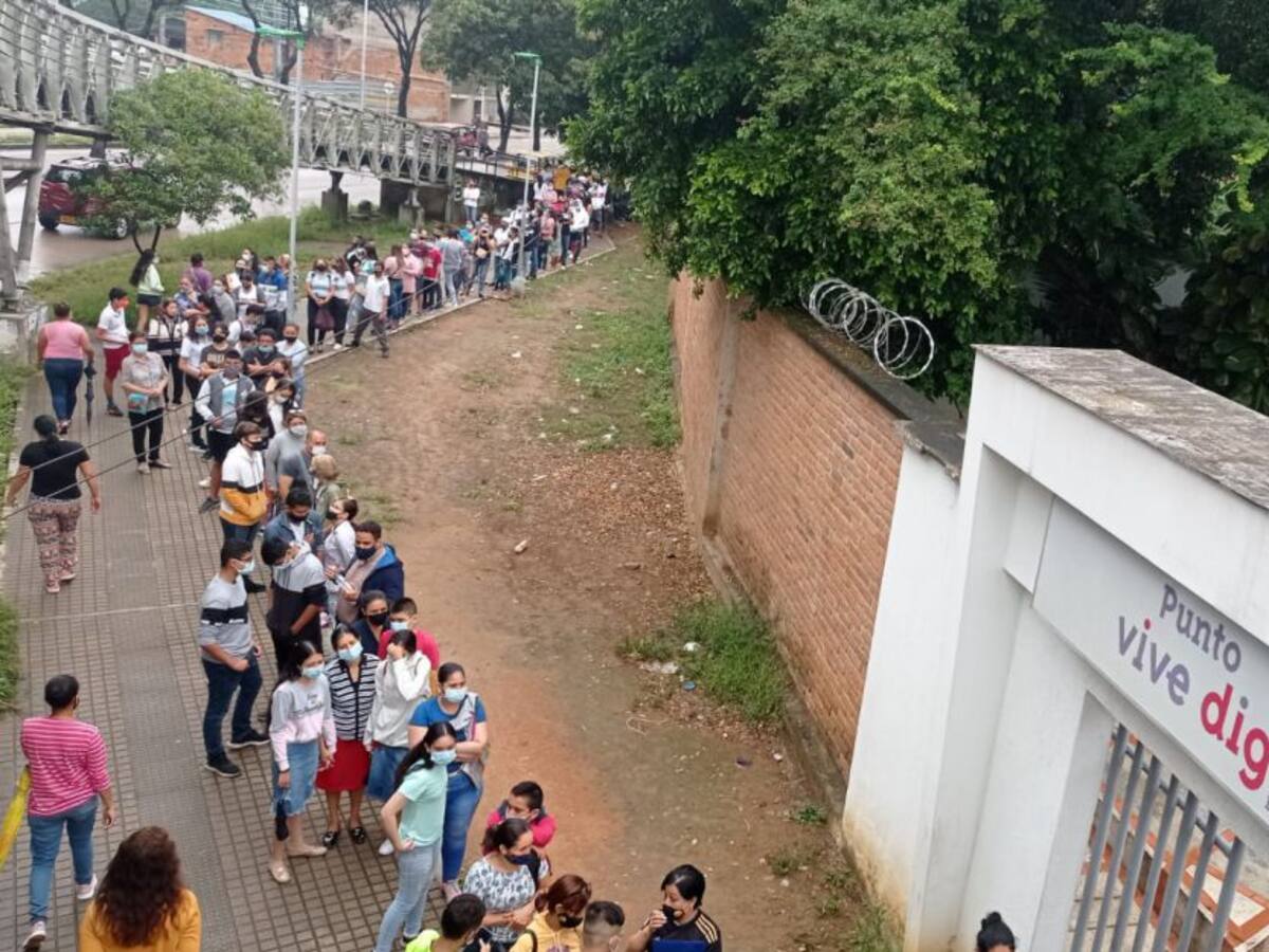 Masiva jornada de vacunación de estudiantes