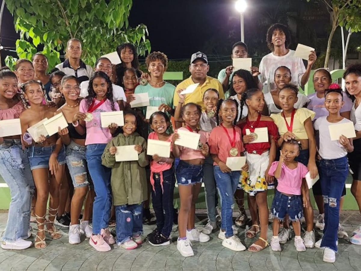 Grupo Alfo Impacto de Clemencia ganó Copa Mundial de Bailarines en Armenia