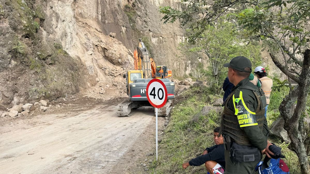 Invías advierte peligro en la vía Pasto - Mojarra por caída de rocas: ¿Qué ruta alterna tomar?