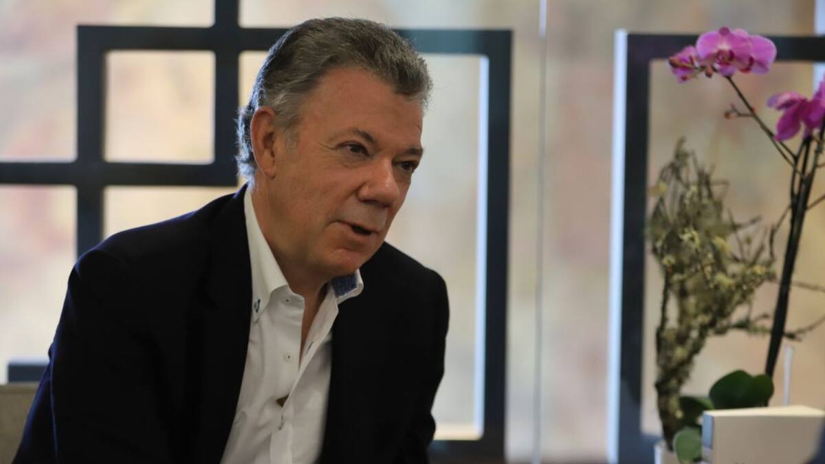 "El país está convergiendo alrededor de la implementación de paz": Santos