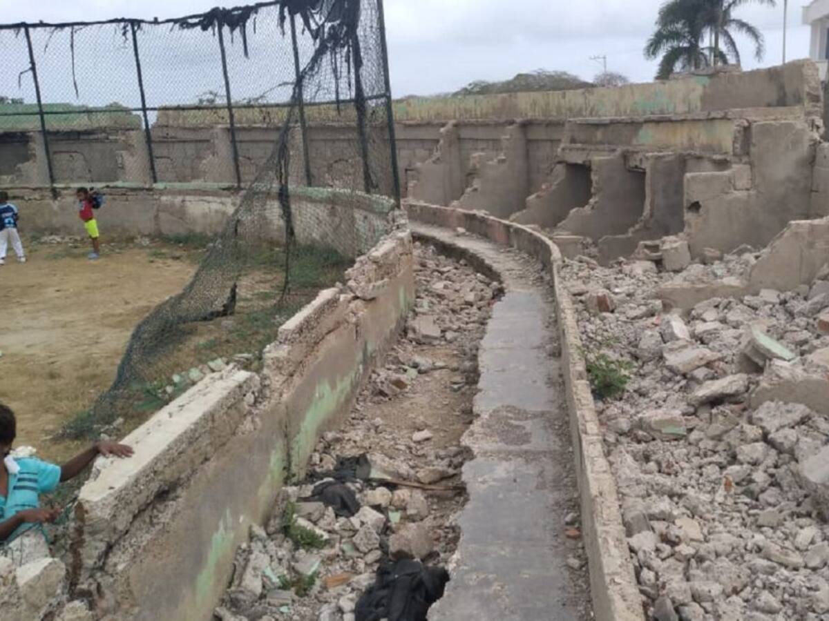 Habitantes de Punta Canoa denunciaron abandono de la Alcaldía de Cartagena